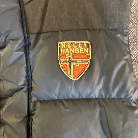Helly Hansen Vest - Picture 5 of 9